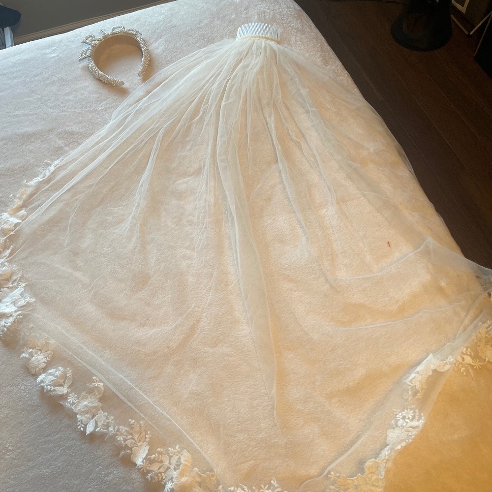 Wedding dress + vail